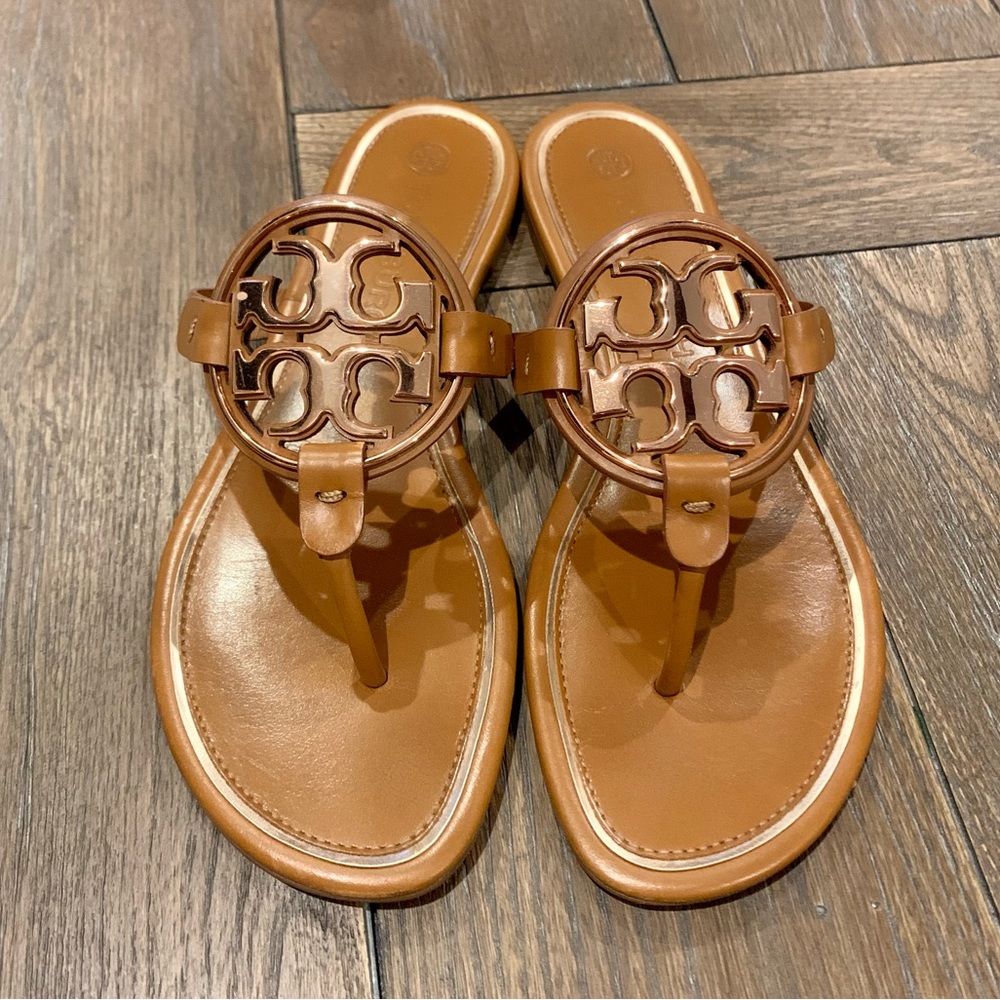 TORY BURCH Miller Sandals Metal Logo! Like new!